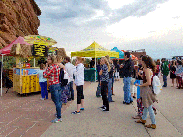 Waiting in line at Maui Wowi Ka’anapali Cart outdoors at Red Rocks